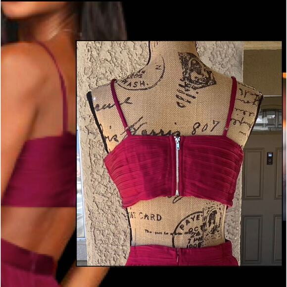 Lulus Pleated Cutout Wine Red Got the Glam Maxi Dress Size M - Picture 4 of 12